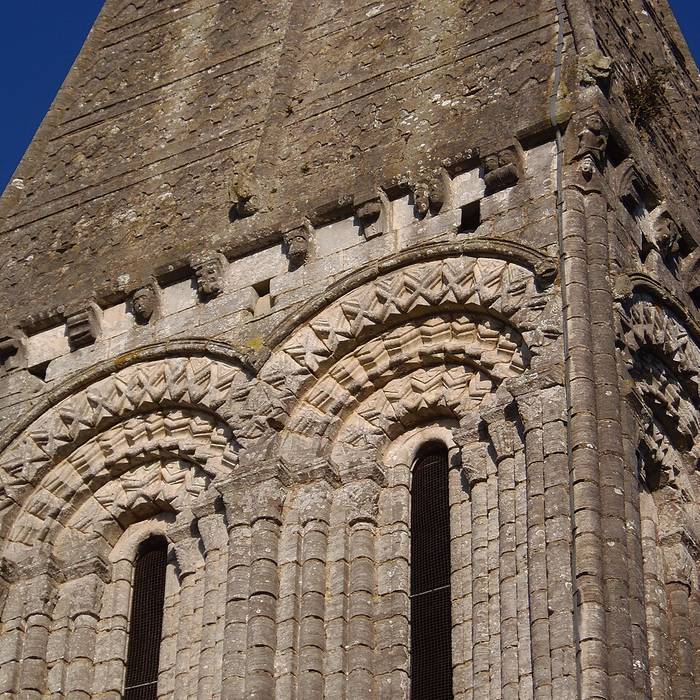 Photo de Église Saint-Loup de Saint-Loup-Hors